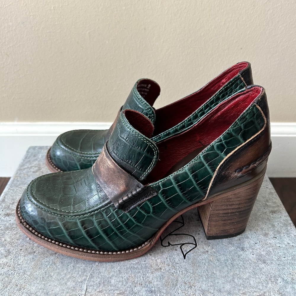 New with Box Freebird Bellevue Green Croco - Picture 2 of 9